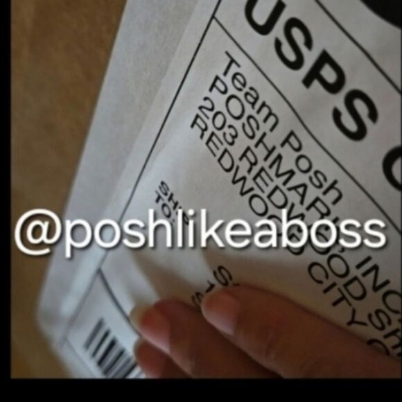 Posh White Water Bottle Merch Swag Unisex Logo Posmark Boss Reseller - Picture 4 of 10